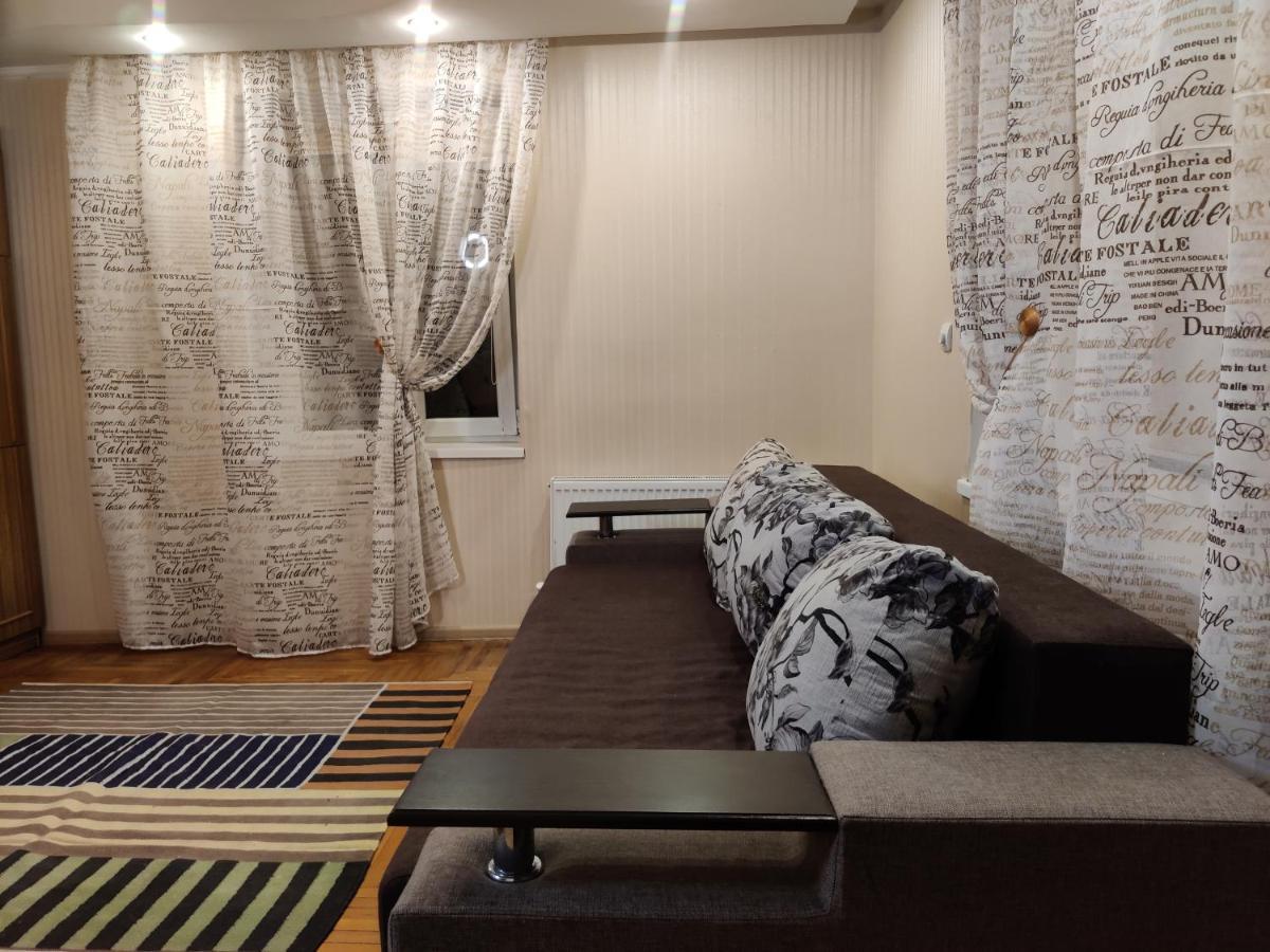 Apartment Teroom *